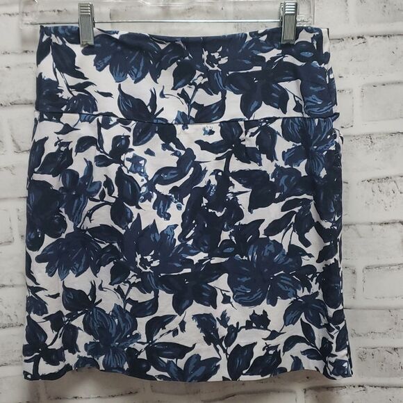 S.c.& co skort  - Picture 2 of 4